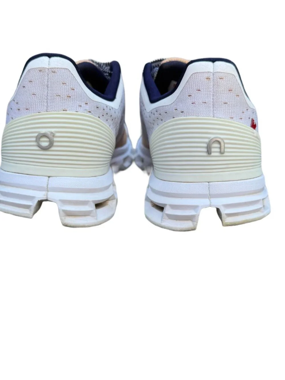 ON Cloud Cloudstratus Running Shoes Womens Sz 8.5 White Almond Model 29.99771 - Picture 4 of 12